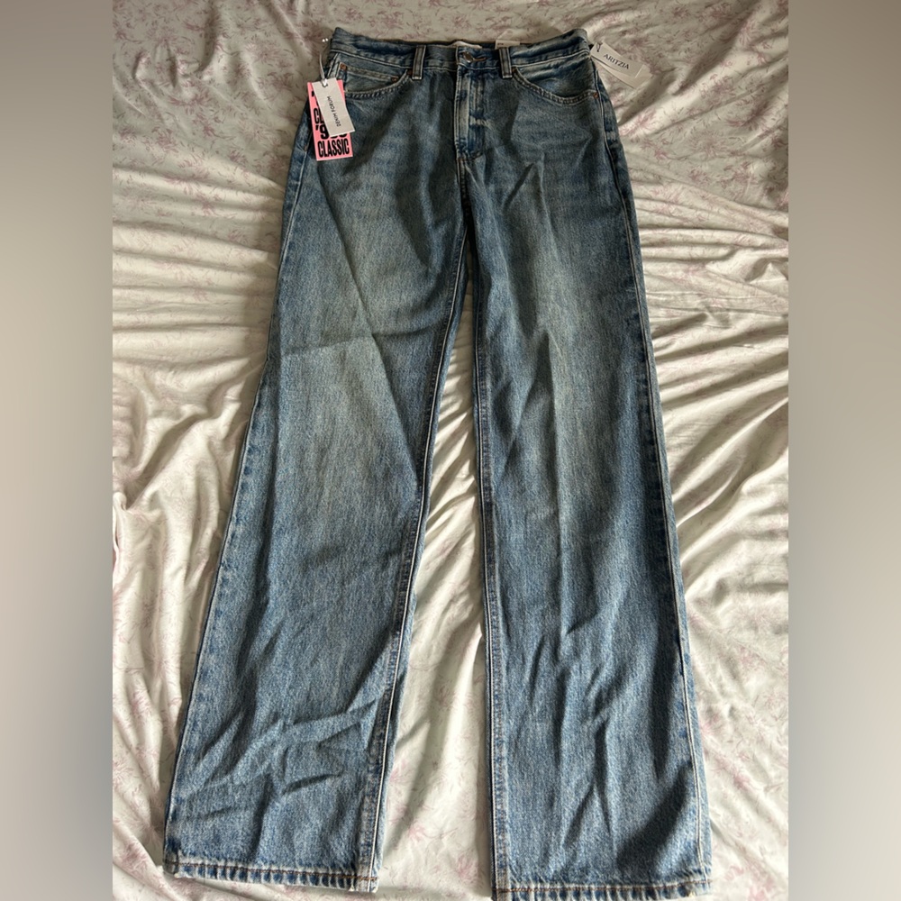 Aritzia Denim Forum 90’s Classic Straight Jean
